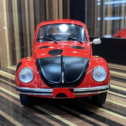 1/18 Diecast Volkswagen Beetle Kafer 1303 "Marienkafer" Red Solido Model Car - showroom-quality model replica