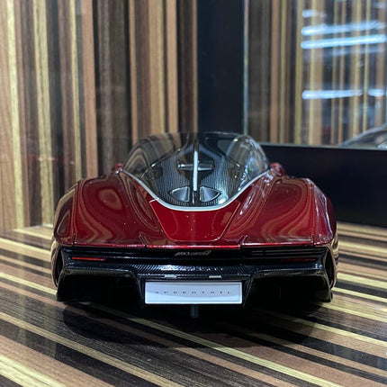 AutoArt McLaren Speedtail Red 1:18 Diecast Model Car - fine detailed model replica