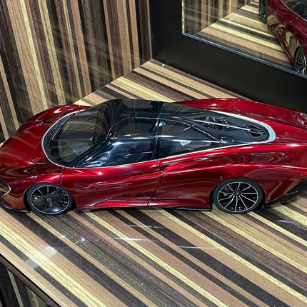 AutoArt McLaren Speedtail Red 1:18 Diecast Model Car - scale model collectible piece