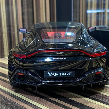 AutoArt Aston Martin Vantage 2019 Jet Black 1:18 Diecast Model Car - collectible scale model car