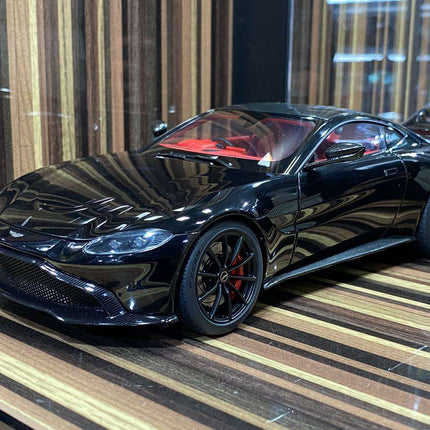 AutoArt Aston Martin Vantage 2019 Jet Black 1:18 Diecast Model Car - fine detailed model replica