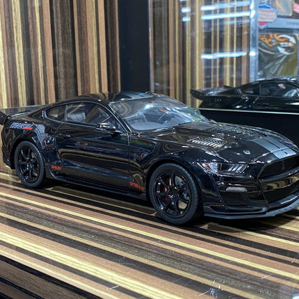 1/18 Diecast Ford Mustang Shelby GT500 Dragon Snake Black GT Spirit Model Car - detailed collector display model