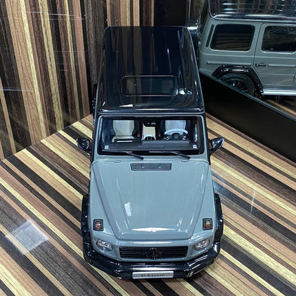 Minichamps 1/18 Mercedes-Benz G 63 AMG Line W463 Grey Diecast Model Car Dealer Edition - hand-finished display model