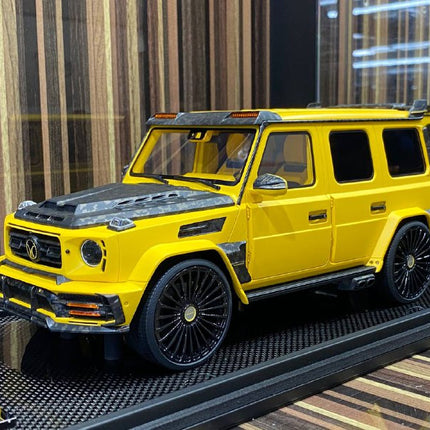 Motorhelix 1:18 Mercedes-Benz G63 MANSORY Yellow Resin Model - collector edition scale model