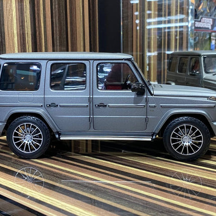 Minichamps 1:18 Mercedes Benz G63 Dealer Edition Diecast Model Matt Grey - hand-finished display model