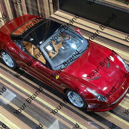 Bburago Ferrari California T Red "Signature Series" 1/18 Diecast Model Car - detailed die-cast style model