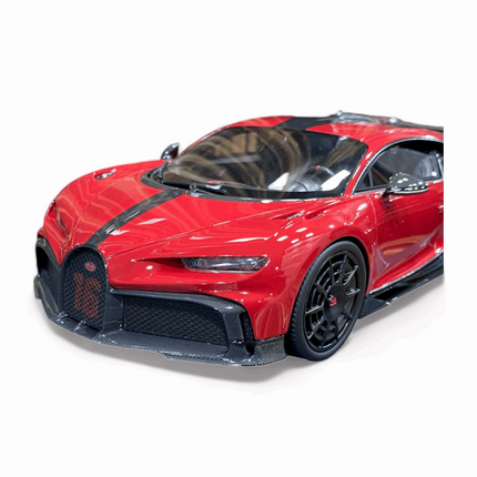 Bugatti Chiron Pur Sport 10/69 1:18 Italian Red Diecast Model Car | MR Collection - detailed collector display model