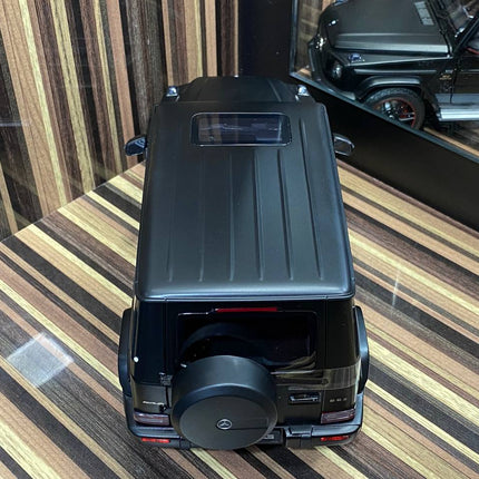 Mini Champs 1/18 Mercedes-Benz AMG G63 2018 Black Diecast Model - collector edition scale model