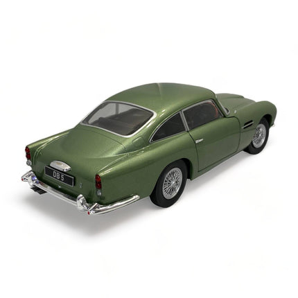 Solido 1/18 Aston Martin DB5 Diecast Model Car Green - scale model for display
