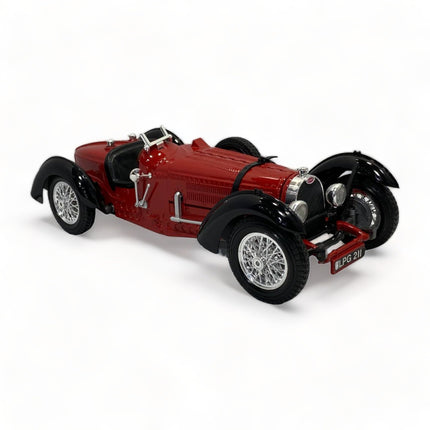 Bongo Bugatti Type 59 1934 1:18 Red Diecast Model Car - studio product photo of the scale model