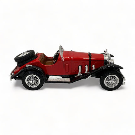 Bongo Bugatti Type 59 1934 1:18 Red Diecast Model Car - fine detailed model replica