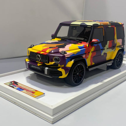 Motor Helix Mercedes-Benz AMG G63 2021 1/18 Camouflage Resin Model - studio product photo of the scale model