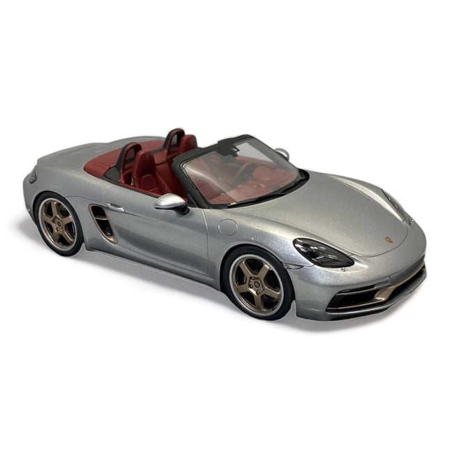 Minichamps Porsche Boxster 25 Jahre Silver 1:18 Diecast Model Car - studio product photo of the scale model