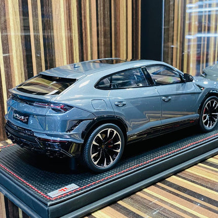 MR Collection Models Lamborghini URUS S 1/18 Resin Model Grigio Telesto - fine detailed model replica