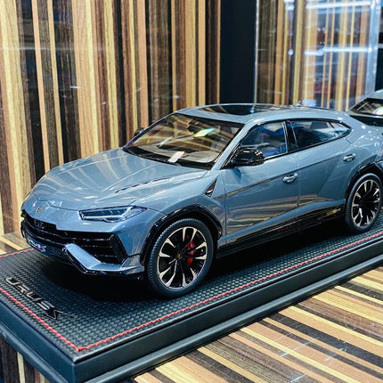 MR Collection Models Lamborghini URUS S 1/18 Resin Model Grigio Telesto - detailed die-cast style model