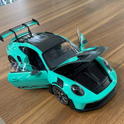 Minichamps Porsche 911 (992) GT3 RS 2024 Weissach Paket 1:18 Diecast Model Car Green - showroom-quality model replica