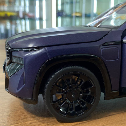 Minichamps 1:18 BMW XM KITH Diecast Model Car Frozen Techno Violet - detailed model car replica
