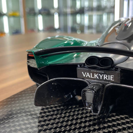 FrontiArt 1:18 Aston Martin Valkyrie British Green Resin Model - scale model collectible piece