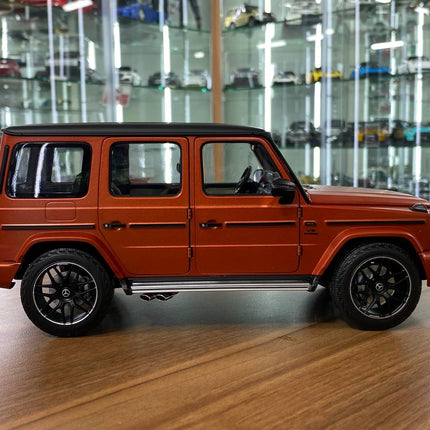 Minichamps Mercedes-Benz G 63 AMG 1/18 Diecast Model Copper Orange Magno - collectible scale model car