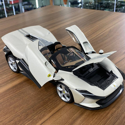 Bburago Ferrari Daytona SP3 1:18 Diecast Model Car White - scale model collectible piece