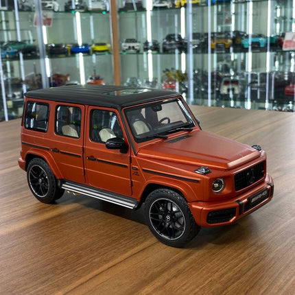Minichamps Mercedes-Benz G 63 AMG 1/18 Diecast Model Copper Orange Magno - detailed collector display model