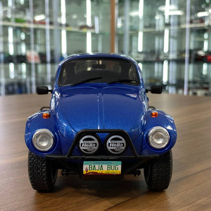 Solido Volkswagen Beetle Baja 1975 1:18 Blue Diecast Model Car - studio product photo of the scale model