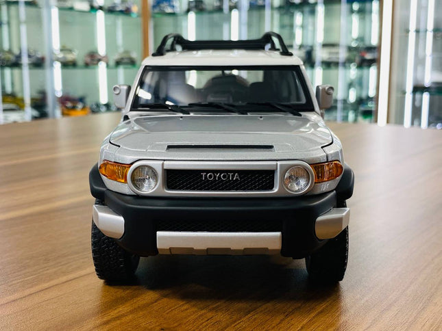 AutoArt Toyota FJ Cruiser Silver 1:18 Diecast Model Car - studio product photo of the scale model