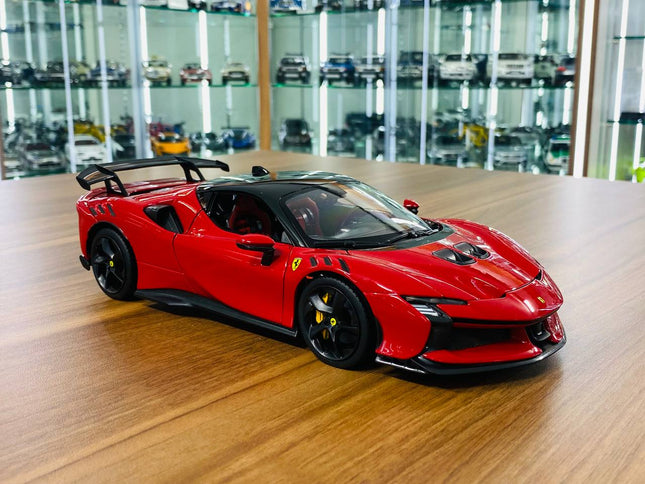 Bburago 1/18 Ferrari SF90 XX Stradale Red Diecast Model Car - detailed collector display model