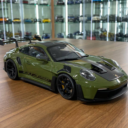 Minichamps Porsche 911 (992) GT3 RS 2024 Weissach Paket 1:18 Diecast Model NATO Olive - detailed collector display model