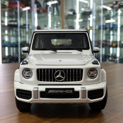 Minichamps 1/18 Mercedes-Benz AMG G-63 2018 White Diecast Model - studio product photo of the scale model