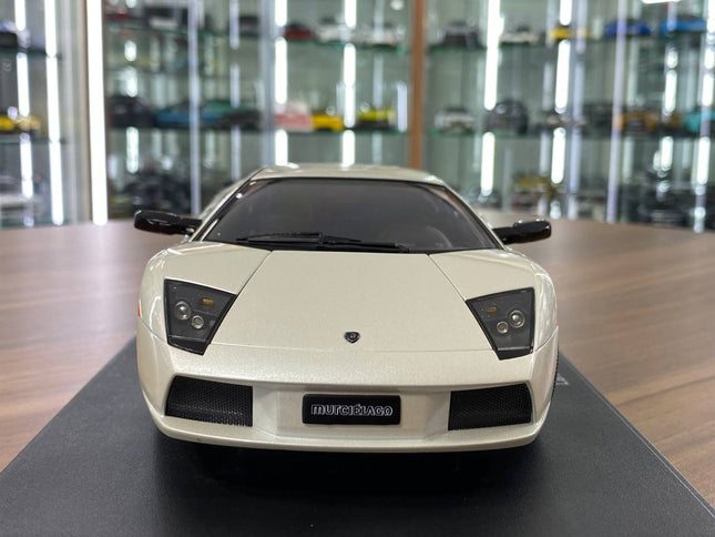 AutoArt Lamborghini Murciélago Balloon White 1:18 Diecast Model Car - studio product photo of the scale model