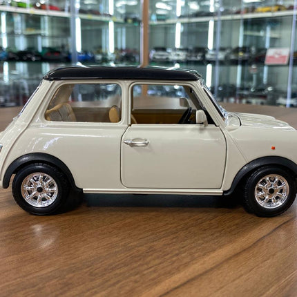 Bburago 1/18 1969 Mini Cooper Diecast Model Car Beige Black Top - collectible scale model car