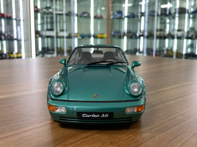 1/18 Diecast Porsche 911 Turbo 964 Green by Solido Model Car - studio product photo of the scale model