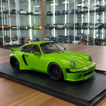 1/18 Diecast Solido Porsche KS-R 2022 Green VERT - detailed collector display model