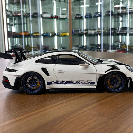 Minichamps Porsche 911 (992) GT3 RS 2022 Weissach Paket 1:18 Diecast Model White Blue - collectible scale model car