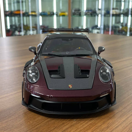 1/18 Diecast – Minichamps Porsche 911 (992) GT3 RS 2024 Weissach Paket in Purple - studio product photo of the scale model