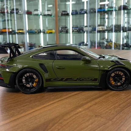Minichamps Porsche 911 (992) GT3 RS 2024 Weissach Paket 1:18 Diecast Model NATO Olive - collectible scale model car