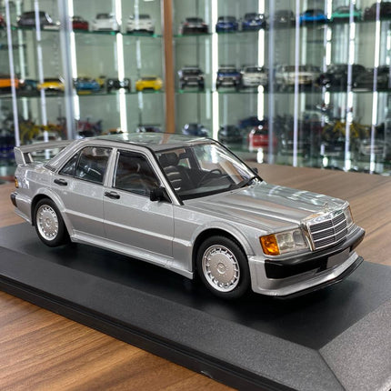 Minichamps 1:18 Mercedes-Benz 190E 2.5-16 EVO I 1989 Silver - detailed collector display model