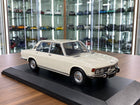 Minichamps BMW 2500 (1968) 1:18 Diecast White Limited Edition - detailed collector display model