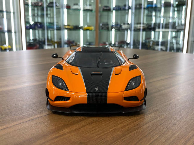AutoArt Metal Full Opening – Koenigsegg Agera RS – Cone Orange / Black Accents 1:18 Diecast Model Car - studio product photo 