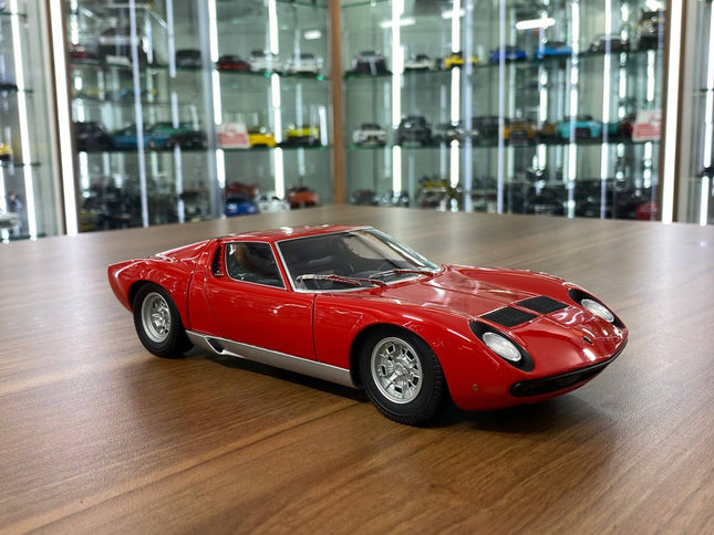 AutoArt Lamborghini Miura SV Red 1:18 Diecast Model Car - detailed collector display model