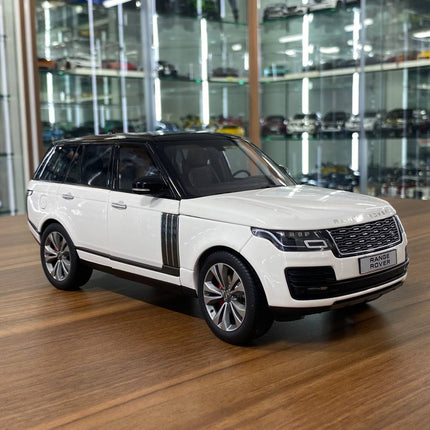 LCD Model Land Rover Range Rover SV Autobiography Dynamic 2017 White 1:18 Diecast Model Car - detailed collector display mode