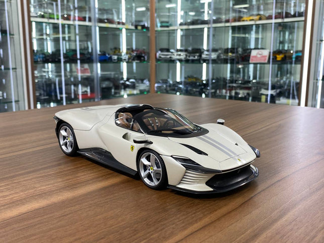Bburago Ferrari Daytona SP3 1:18 Diecast Model Car White - detailed collector display model