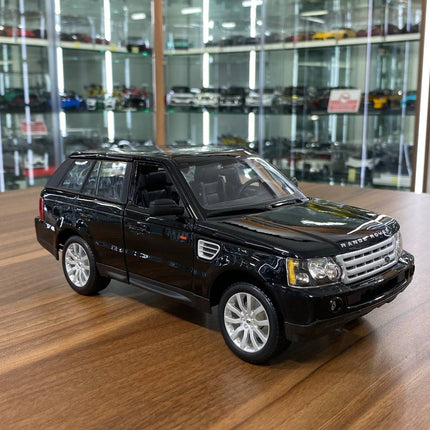 Bburago Land Rover Range Rover Sport 1/18 Diecast Model Car Black - detailed collector display model