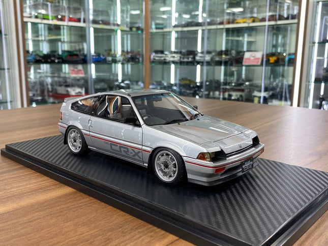 Ignition Model 1/18 Honda CRX Resin Silver Miniature Car - detailed collector display model
