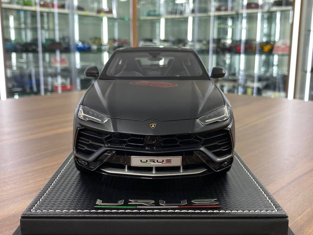 MR Collection Models Lamborghini URUS #63 1/18 Resin Matt Black - studio product photo of the scale model