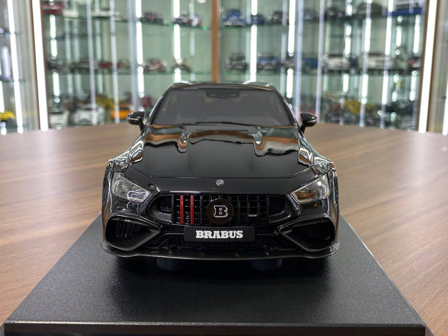 GT Spirit 1/18 Mercedes-Benz BRABUS 930 Black Resin Model - studio product photo of the scale model
