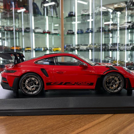Minichamps Porsche 911 GT3 RS 2023 Weissach Paket 1:18 Diecast Red - collectible scale model car