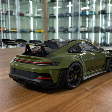 Minichamps Porsche 911 (992) GT3 RS 2024 Weissach Paket 1:18 Diecast Model NATO Olive - fine detailed model replica