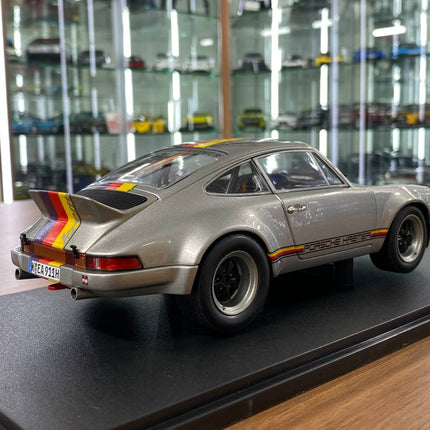 Solido Porsche 911 RSR-Kremer Design 1973 1:18 Diecast Model Car Silver - fine detailed model replica